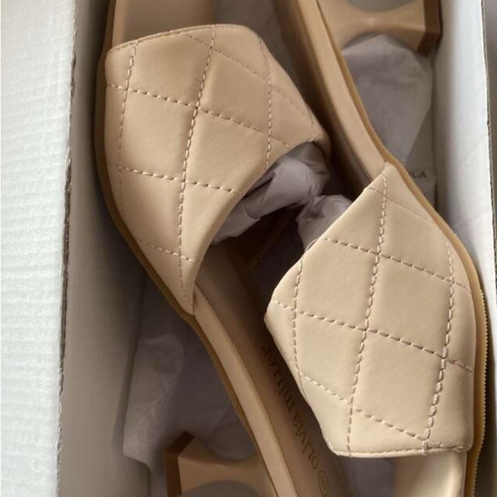 Olivia Miller Beige Quilted Women's Slide Sandals